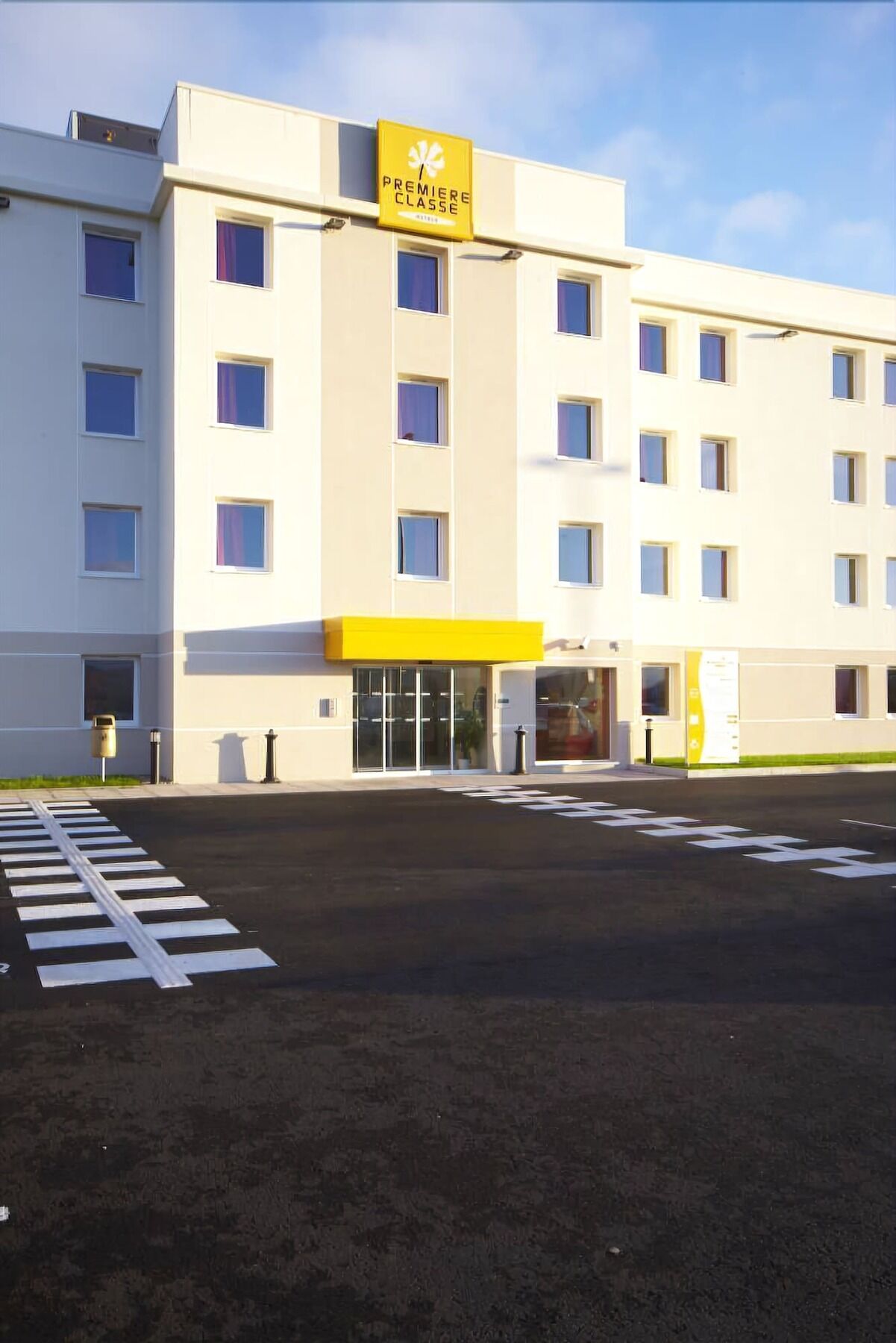 Premiere Classe Sens Nord- Saint Clément Esterno foto